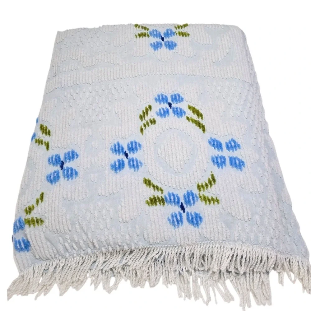Vintage White Chenille Bedspread Blue Floral Popcorn Tufted Fringe 90x100
